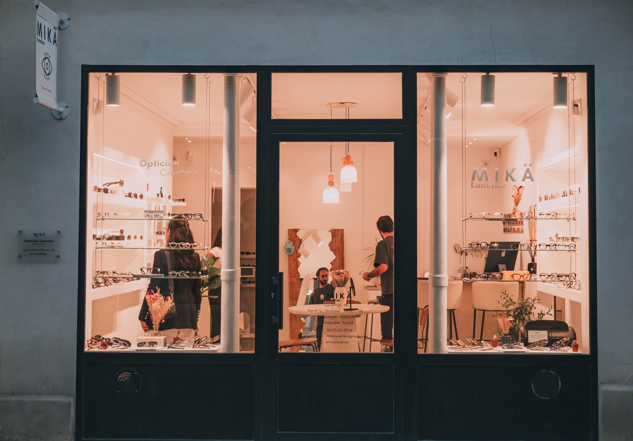 Façade de la boutique MIKÄ Lunetier